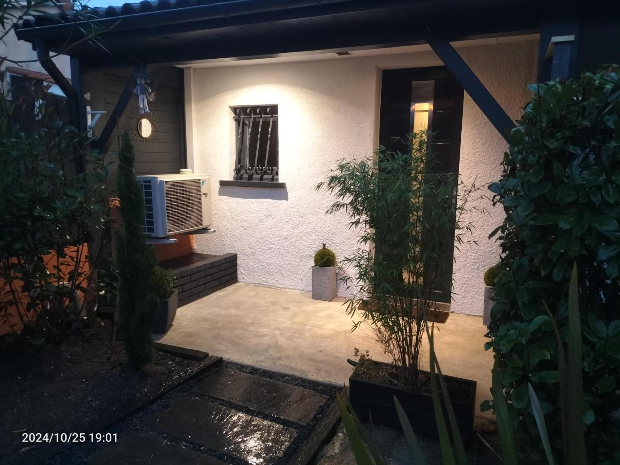 Au Bord Du Vieux Moulin Appartement Mérignac Buitenkant foto
