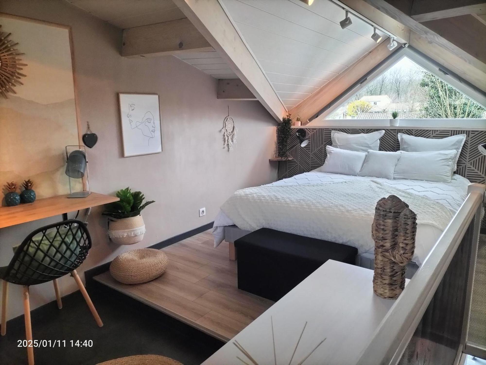 Au Bord Du Vieux Moulin Appartement Mérignac Buitenkant foto